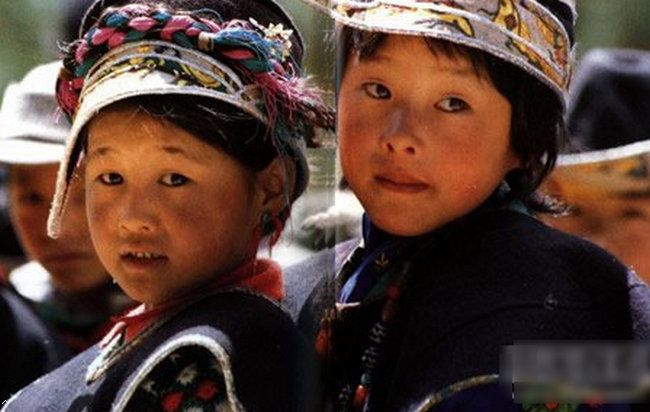 中国人口最少的民族排名，第一个人口仅有3000多人