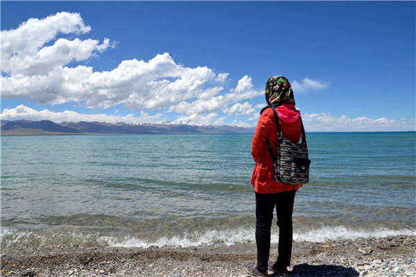 世界上最高的盐水湖：纳木错湖海拔4718米