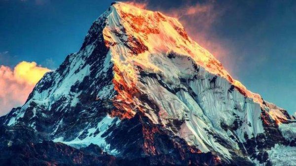 世界最高的雪山：珠穆朗玛峰海拔8848.86米