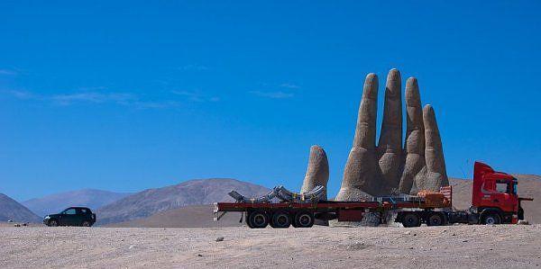 地球上最干燥的沙漠：隐藏着神秘巨手