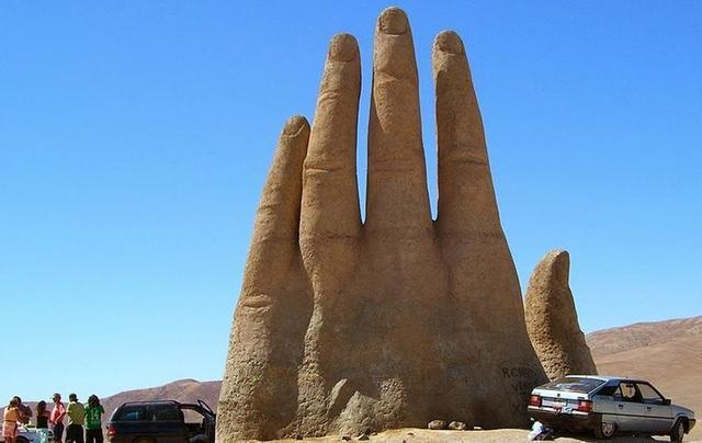 地球上最干燥的沙漠：隐藏着神秘巨手