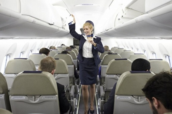 世界十大最性感的空姐制服：让男乘客大饱眼福！