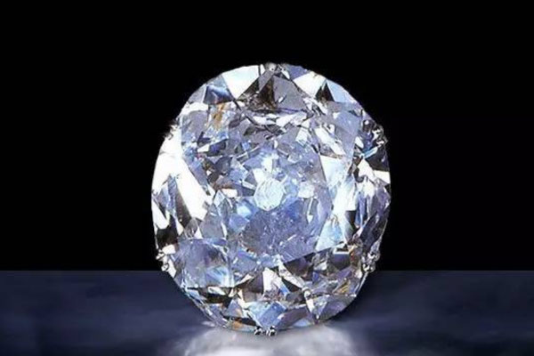 世界最贵钻石：非洲之星原石重达3106.75克拉