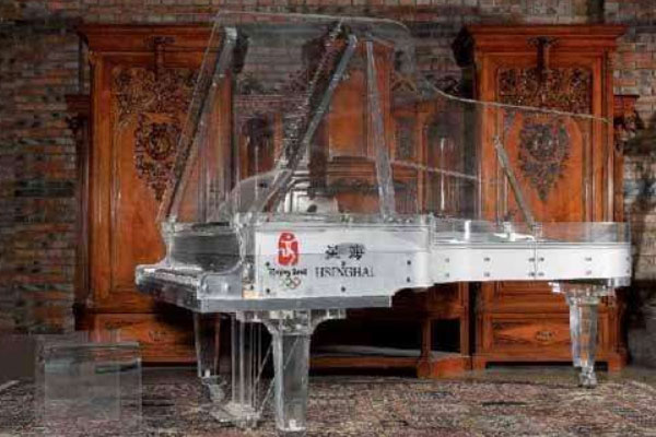 世界上最贵的钢琴：海因兹曼水晶钢琴价值2210万
