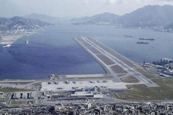 世界十大危险机场：卢卡拉机场海拔3000米排第一