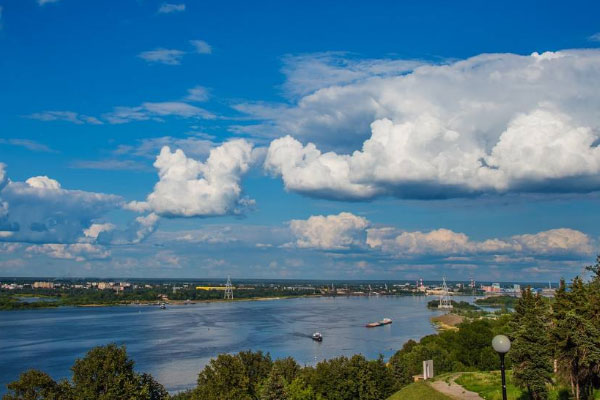 世界最长内流河：伏尔加河长达3692公里
