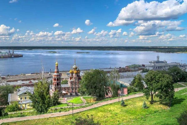 世界最长内流河：伏尔加河长达3692公里