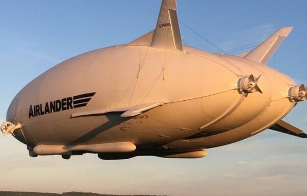 世界上最大的飞行器：Airlander长92米，外形像屁股