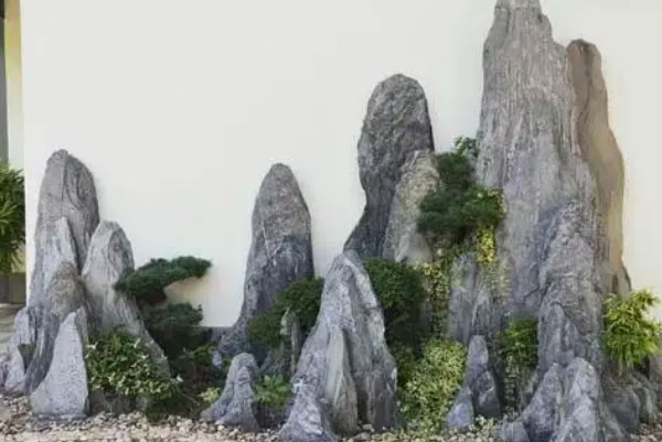 十大常用景观石：太湖石、泰山石排前两名