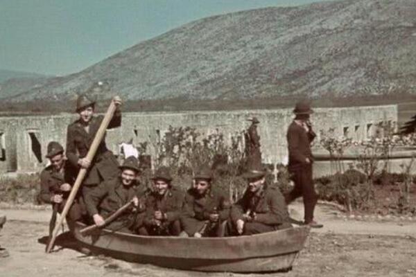 意大利在二战中的爆笑史：意军吃面被俘虏