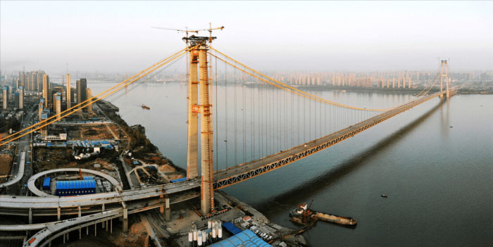 中国跨度最大的大桥：主桥长达1700米没有桥墩