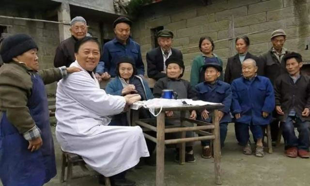 中国最有名的矮人村：平均身高80厘米，3岁就停止生长