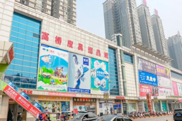 中国最大的小商品城在哪里：中国十大小商品城