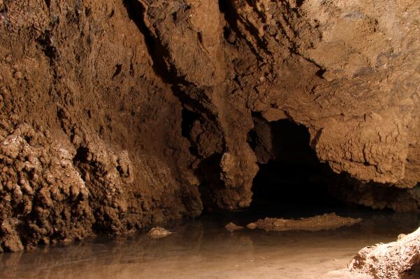 全球十大最美天然山洞排行榜，桂林的芦笛洞穴居第二