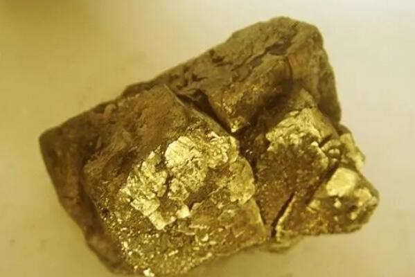 全球十大稀有矿物资源排名，世界上最稀有的矿物前十名