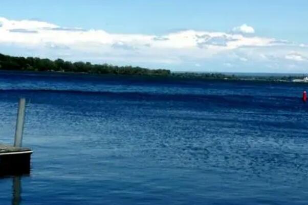 世界十大蓄水量高的湖泊：里海第一，贝加尔湖第二