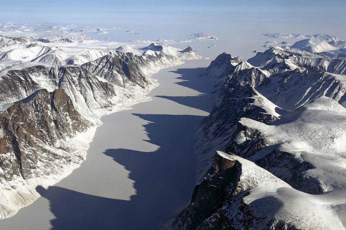 世界最大的岛屿排行榜前十，格陵兰岛问鼎冠军