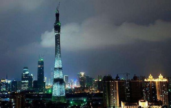 世界上十大最高的塔排名