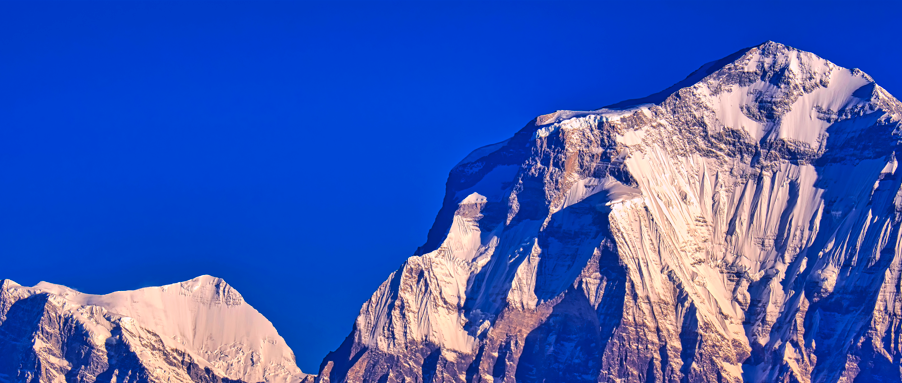 世界最高的山峰前十名，喜马拉雅占据多位，第一首登时间最晚