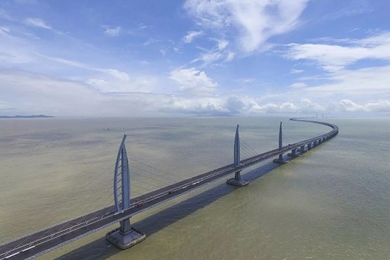 中国最新十大超级工程 港珠澳大桥榜上有名