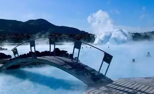 扒一扒世界上最任性最奇葩的十大游泳池