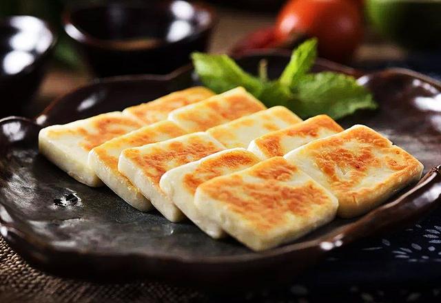 闻名云南昆明的六大特色美食：石林乳饼、小锅米线双双上榜