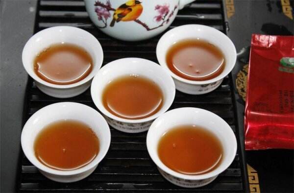 世界上最贵的茶叶，大红袍1公斤达1040万元